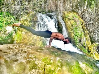 Clase ONLINE de Yoga/Verticales/Flexibilidad