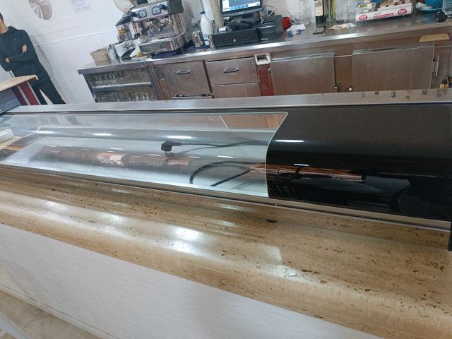 Vitrina refrigerada tapas