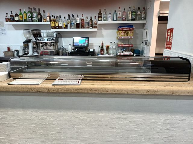 Vitrina refrigerada tapas