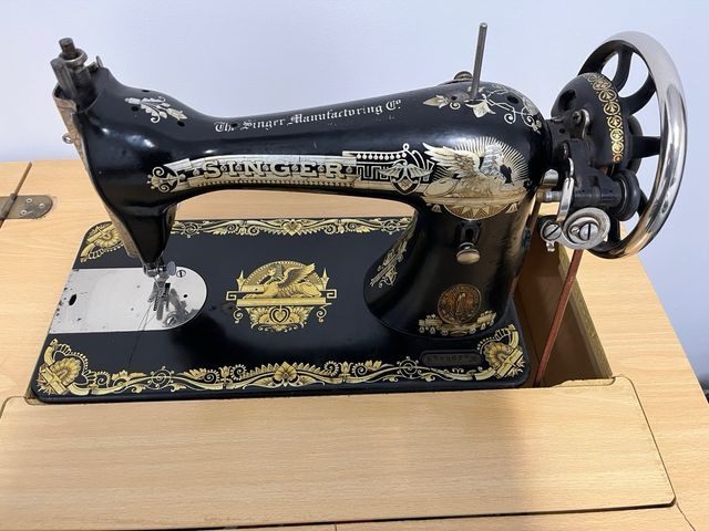 Maquina de coser antigua singer