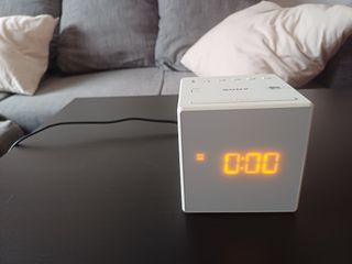 Despertador digital SONY