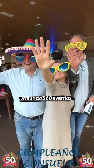 ALQUILER FOTOMATÓN 360 VIDEOS Y DIVERSION!!