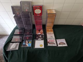 Colección de cd originales y libros