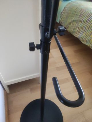 Perchero-Galán de noche