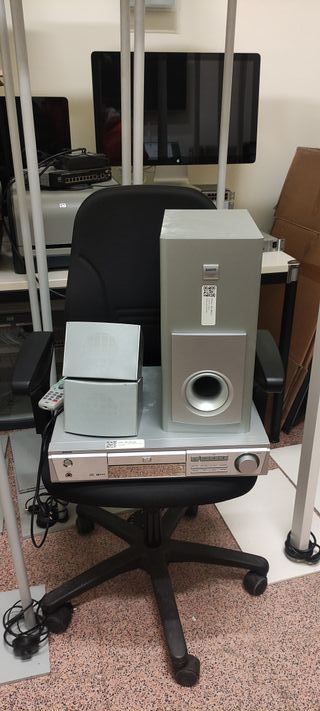 DVD Amplificador,4 altavoces,subwoofer, sonido 5.1