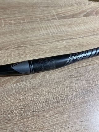 Manillar de carbono
