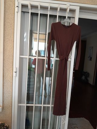 Vestido largo de punto marrón