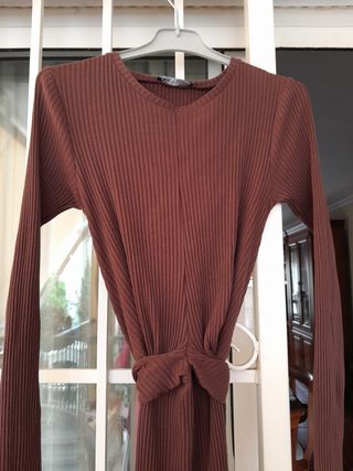 Vestido largo de punto marrón