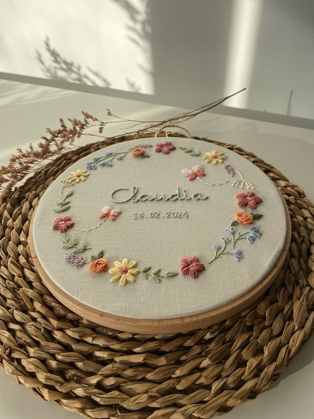 Bastidor bordado personalizado nombre