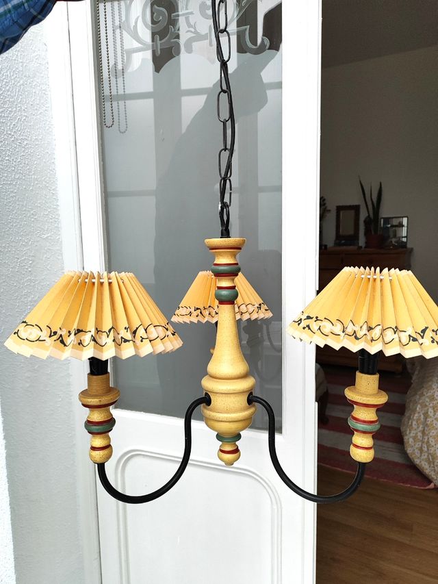 Preciosa lámpara provenzal