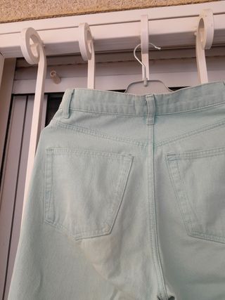 Pantalón vaquero verde pistacho 
