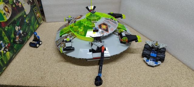 Lego space UFO alien avengers ENVIO