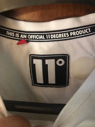Camiseta 11 degrees