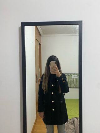 Abrigo paño negro estilo militar