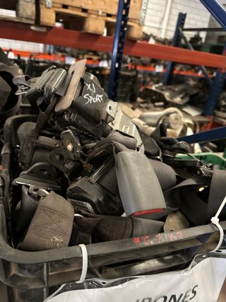 CINTURONES DE SEGURIDAD PARA JEEP VARIOS MODELOS