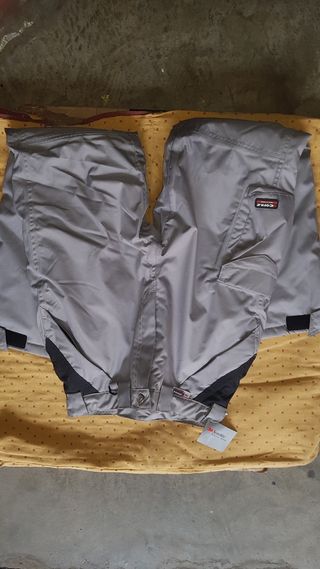 Pantalón de trabajo multisillos