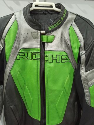 Chaqueta de piel RICHA