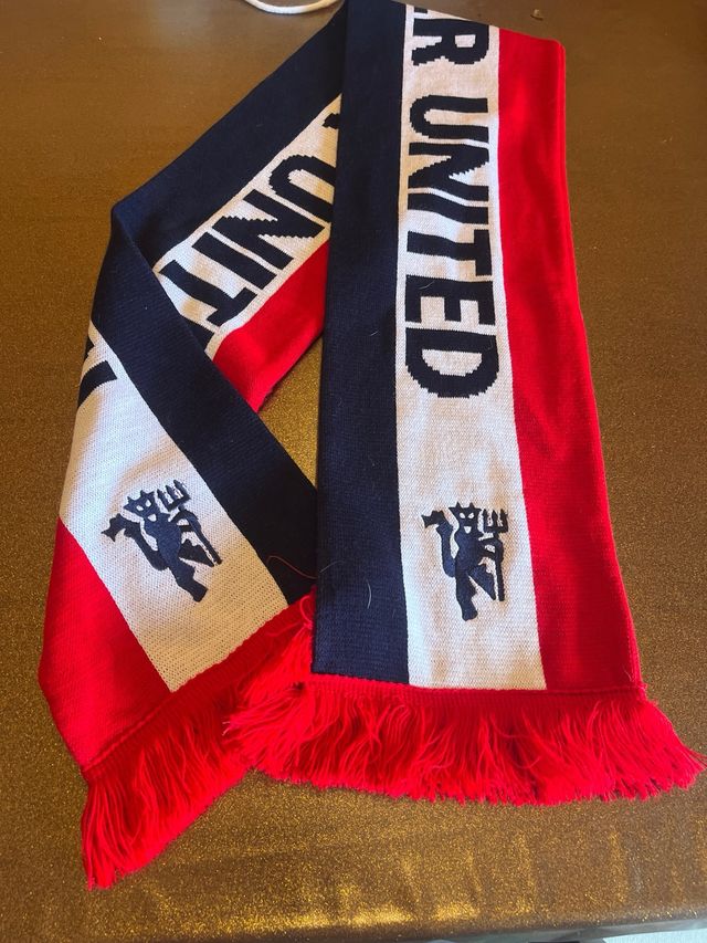 Sciarpa MANCHESTER UNITED nuova 