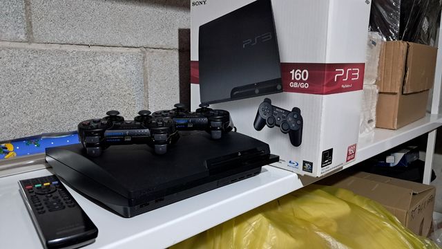 PLAYSTATION 3 160GB + 5 Giochi