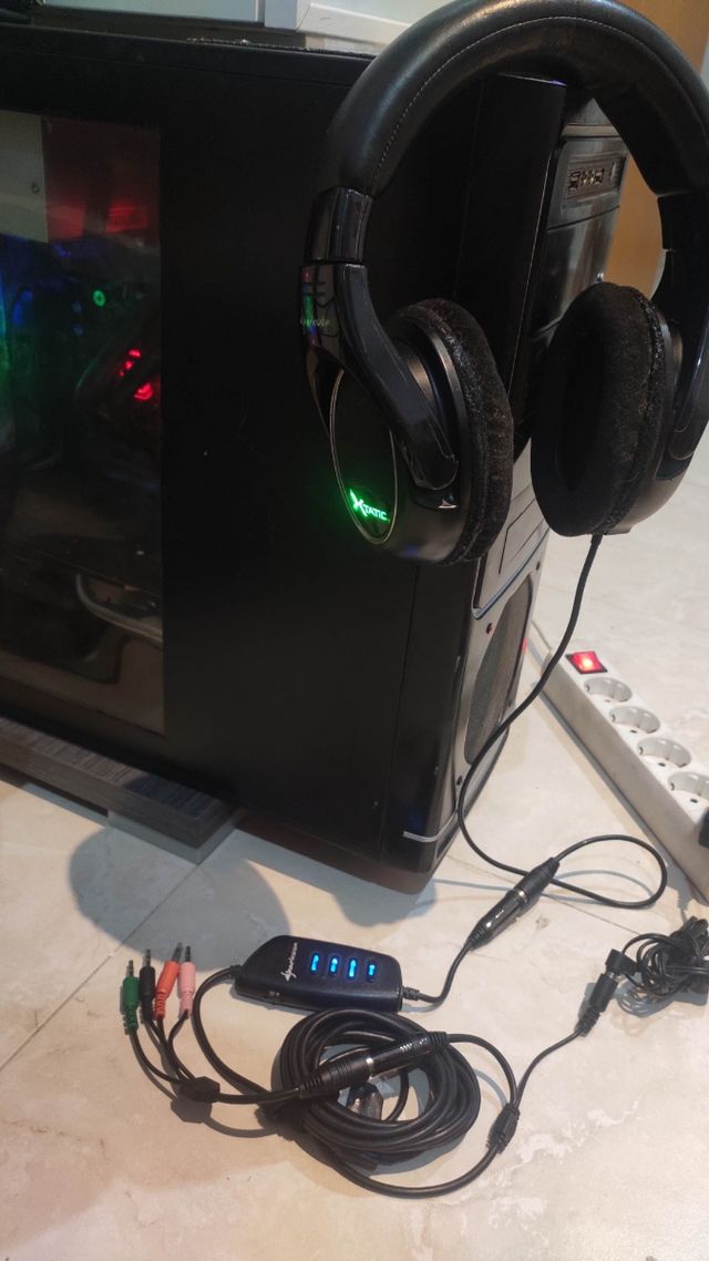 Cascos auriculares 5.1