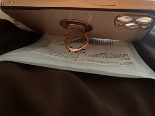 Carcasa con anillo iphone 11  pro sin estrenar