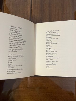 Vanas penas de amor. Vicente Molina Foix