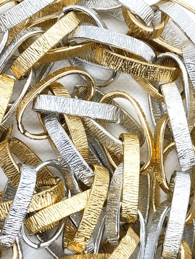 Collana in alluminio vintage color argento e oro