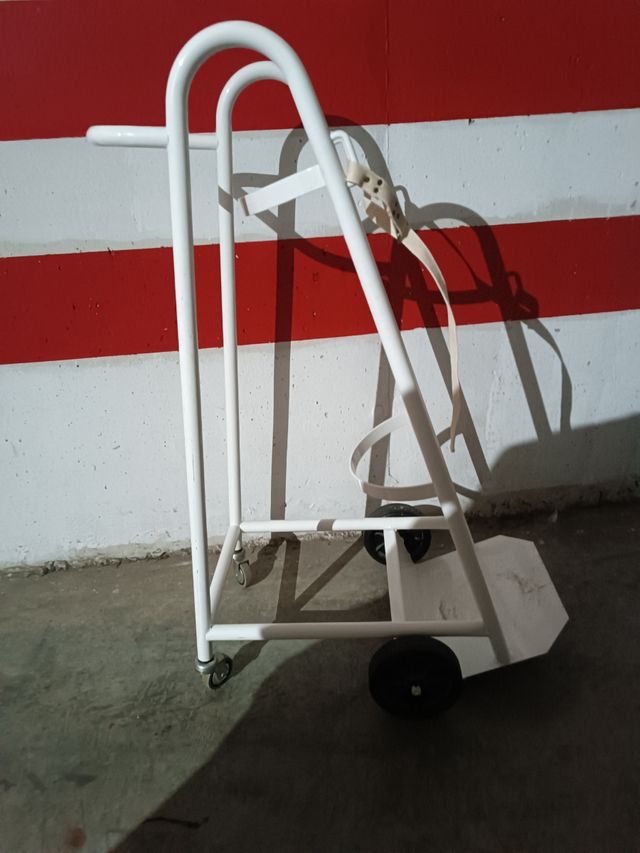 Carrito porta balas de oxígeno
