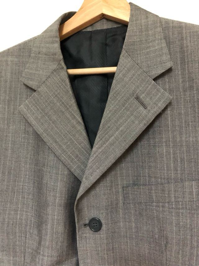 Traje hombre/ chico color gris talla L