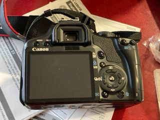 Canon EOC REBEL XSI + OPTICA 18/55 (6200 disparos)