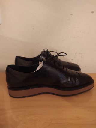 UTERQÜE - zapatos oxford plataforma 38