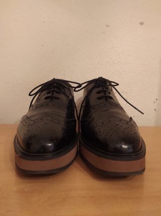 UTERQÜE - zapatos oxford plataforma 38