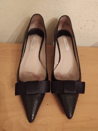 UTERQÜE - zapatos salon tacon kitty 37