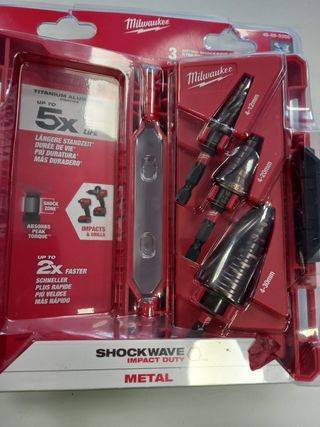BROCAS ESCALONADAS KIT 3 MILWAUKEE 48899266