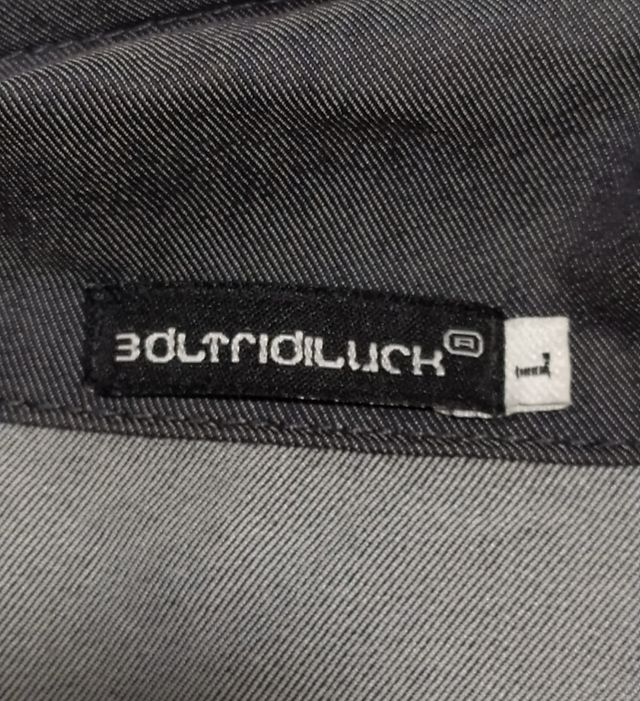 Chaqueta fina,talla L