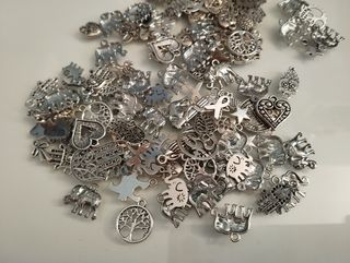 Abalorios para pulseras y colgantes 