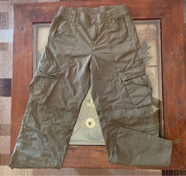 Pantaloni cargo verde militare H&M