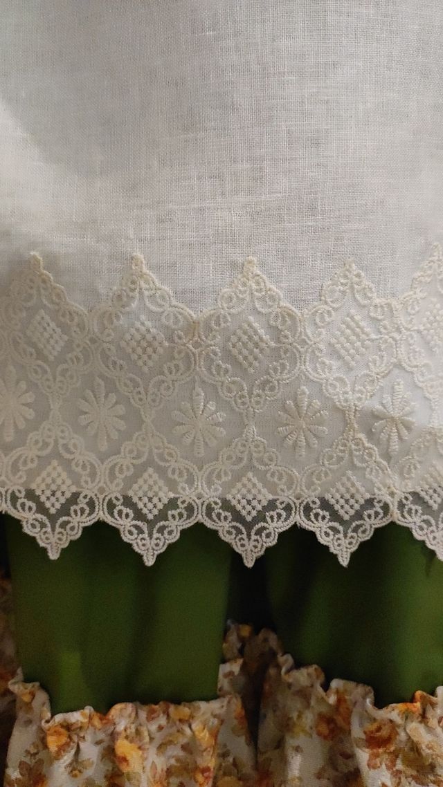 Delantal y pico zagalejo