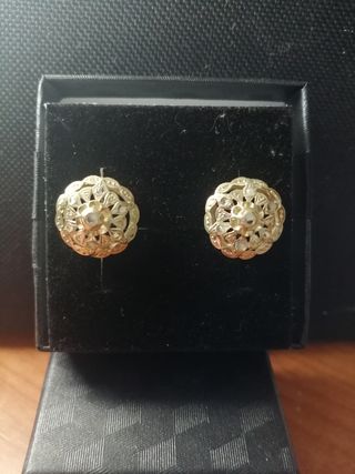 Pendientes cubanas oro