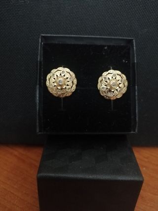 Pendientes cubanas oro