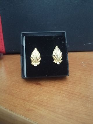Pendientes cubanas oro
