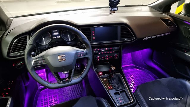Led reposapies rgb multicolor skoda seat