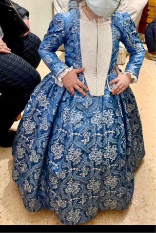 Traje de fallera niña