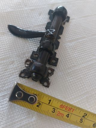 Cerradura Pequeña de puerta vintage forjada