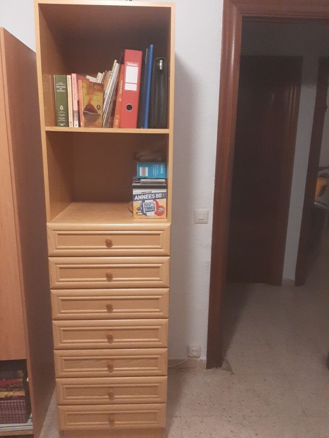 Vendo mueble con cajones, haciendo juego con armar
