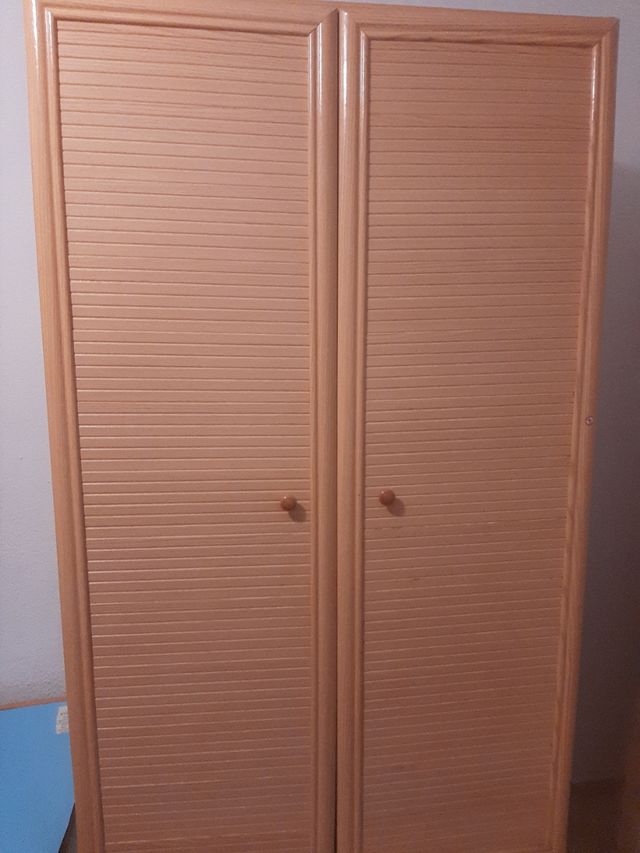 Vendo mueble con cajones, haciendo juego con armar