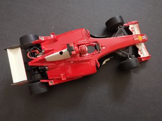1/8 Ferrari F2004 Fórmula Rádio-Controlo Kyosho em segunda mão