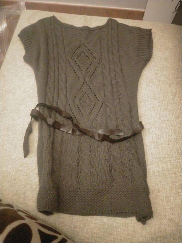 Maglione lungo a maniche corte