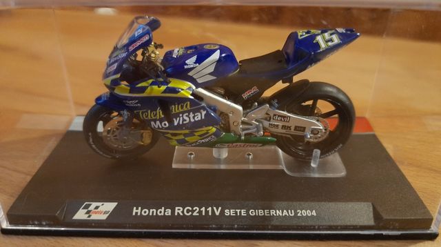 MODELLINO HONDA RC211V