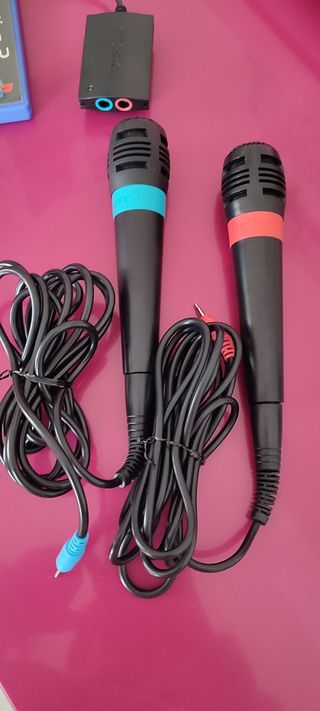 Juego Sing It de Play Station 2 y micros